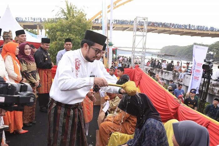 Ginda Burnama Hadiri Tradisi Petang Belimau Sambut Datangnya Bulan Suci Ramadhan 1445 Hijirah