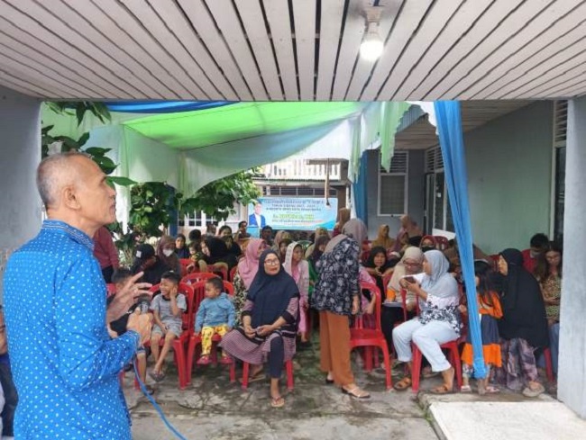 Reses Nofrizal di Kelurahan Kedung Sari, Warga Bingung Cara Gunakan UHC